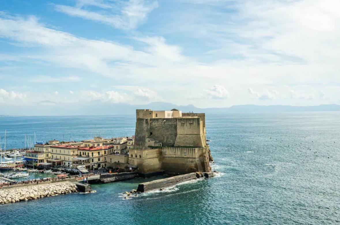 Rooftop In Front Of The Castle Napoli Dış mekan fotoğraf
